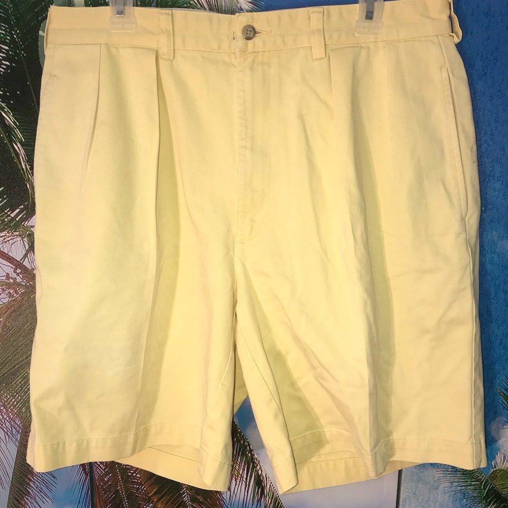 Gently worn Men’s shorts by Ralph Lauren 
Size 35